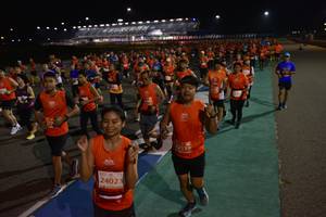 BIB: 22119, 24023
                            <button type="button" onclick="openModal(10918636)" class="btn btn-primary btn-sm float-right btn-popup" data-toggle="modal" data-target=".modal-high-quality">
                        <i class="fas fa-shopping-cart"></i> Add to Cart
                    </button>
                                            <button type="button" onclick="isThisMe(10918636, true)" class="btn btn-success btn-sm float-right btn-popup btn-isme hidden" data-toggle="tooltip" data-placement="bottom" title="นี่คือรูปของคุณใช่ไหม คลิกที่นี่เพื่อเอาเข้าอัลบั้ม">
                        <i class="fas fa-plus"></i> Add to album
                    </button>
                    <button type="button" onclick="isThisMe(10918636, false)" class="btn btn-warning btn-sm float-right btn-popup btn-isnotme hidden">
                        <i class="fas fa-ban"></i> Remove from album
                    </button>